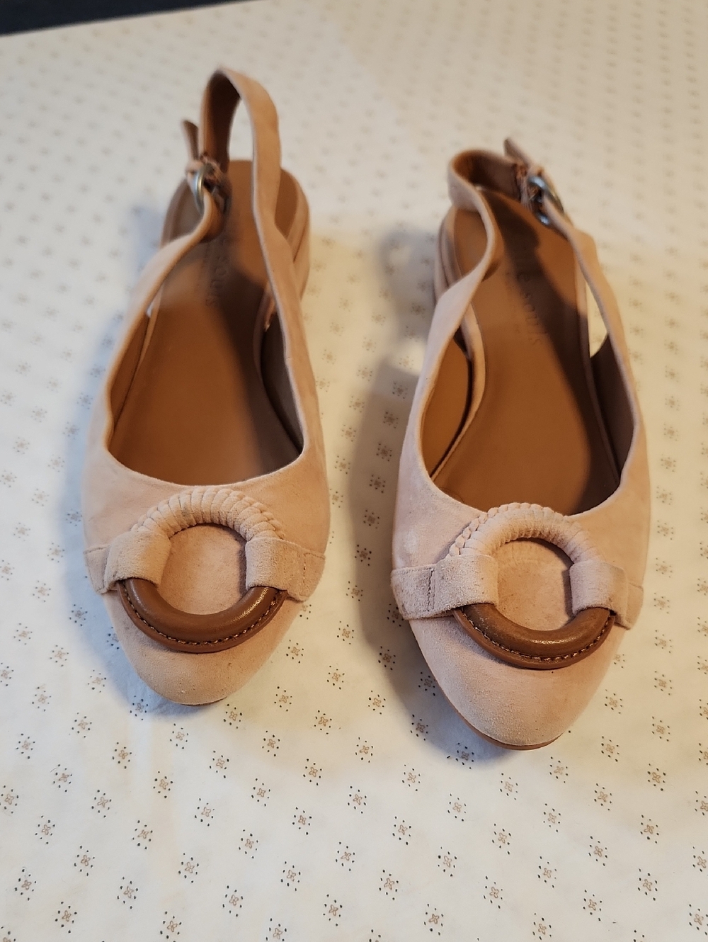 Gentle Souls by Kenneth Cole Blush Suede Slingback Flats with Decorative Ring- 8